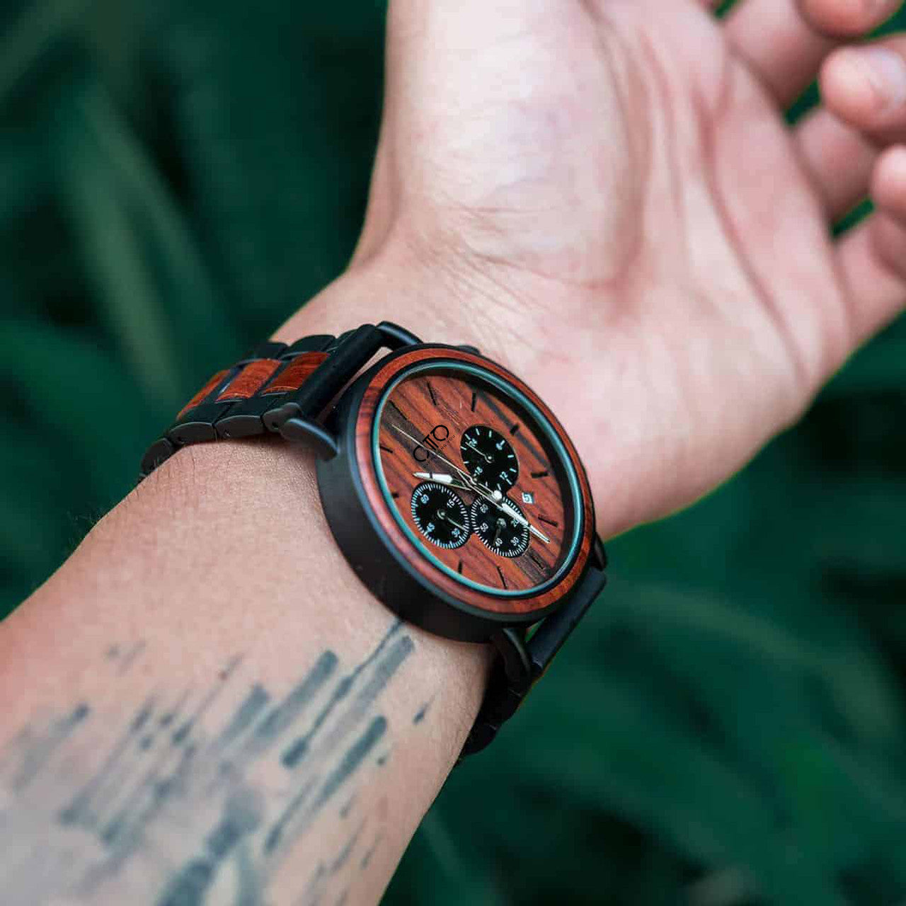 Men's Leather Strap Handmade Natural Wood Watches Quartz Sports Watch -  China Watch and Wrist Watch price | Made-in-China.com